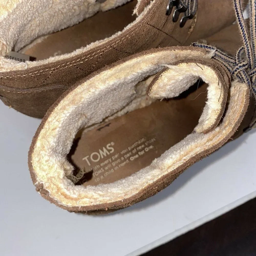 TOMS Exclusive Metal Label Brown Suede Quilt 10